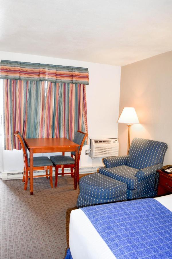 Attleboro Motor Inn Eksteriør bilde